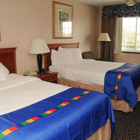 Park Inn By Radisson Harrisburg West Mechanicsburg Room photo