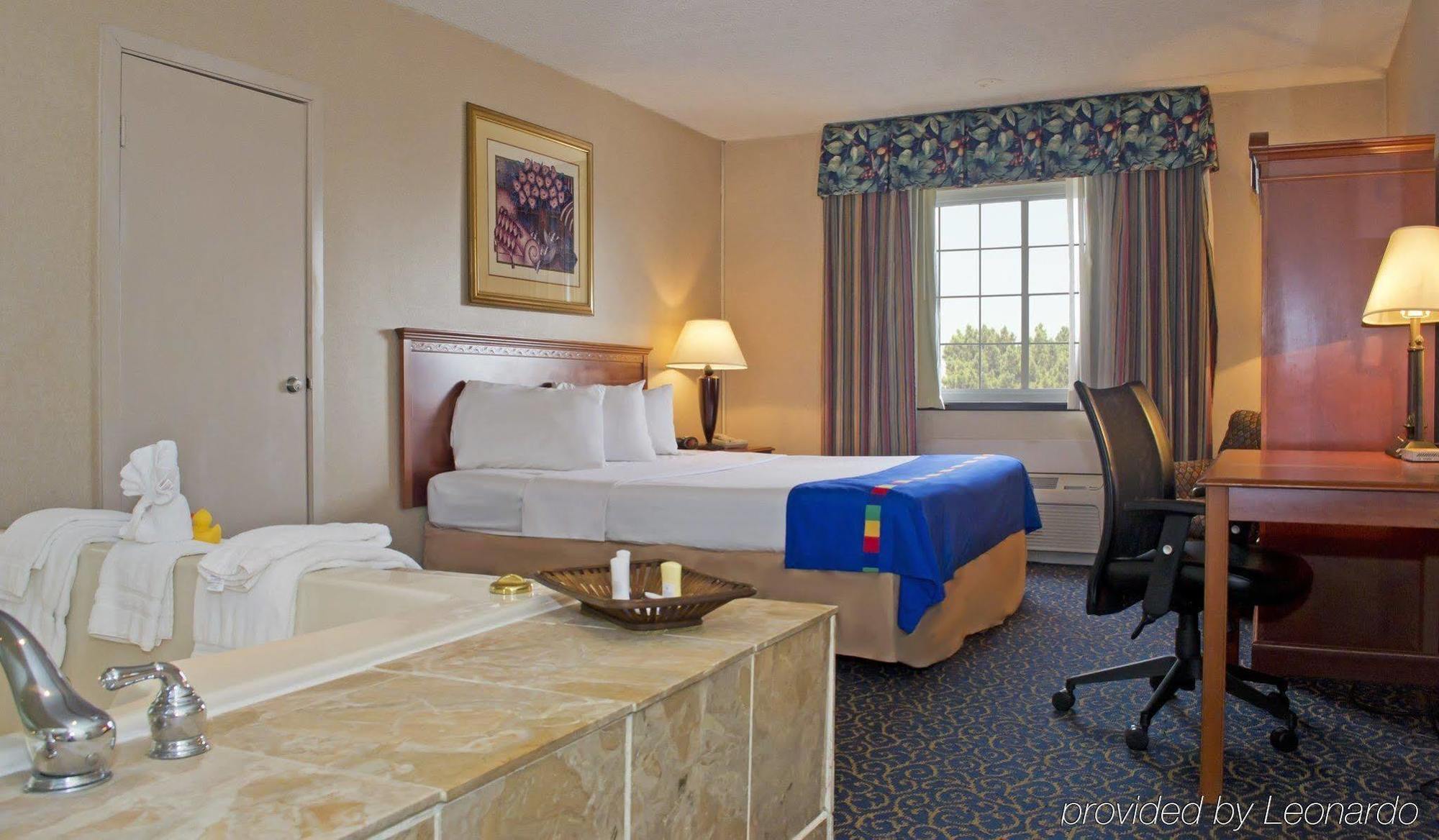Park Inn By Radisson Harrisburg West Mechanicsburg Exterior photo